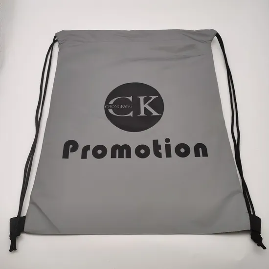 Sac à dos réfléchissant non tissé avec cordon de serrage pour le shopping, sacs cadeaux personnalisés en polyester avec cordon de serrage